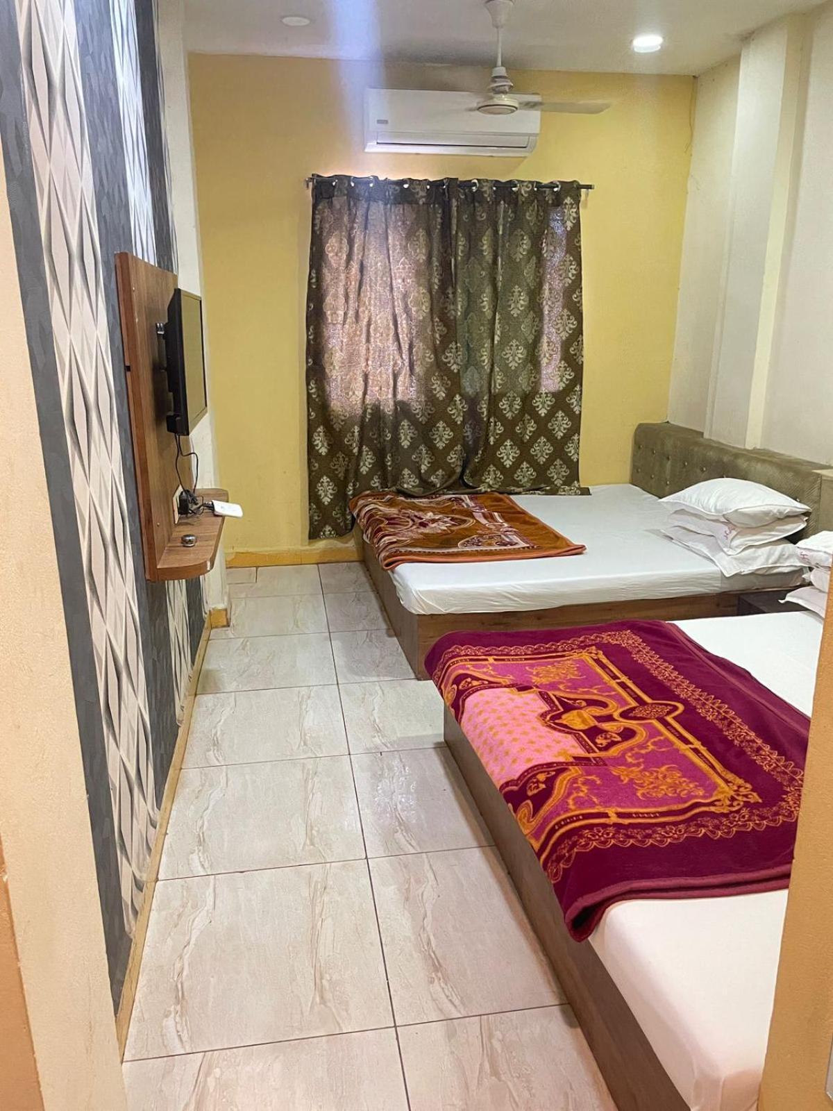 Hotel Amritam Inn Ujjain Eksteriør billede